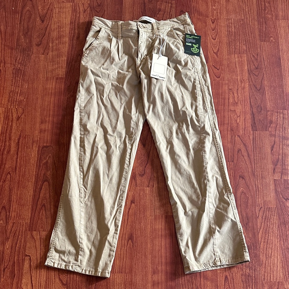 Love Trend tan pants size 11. Chino’s cut.